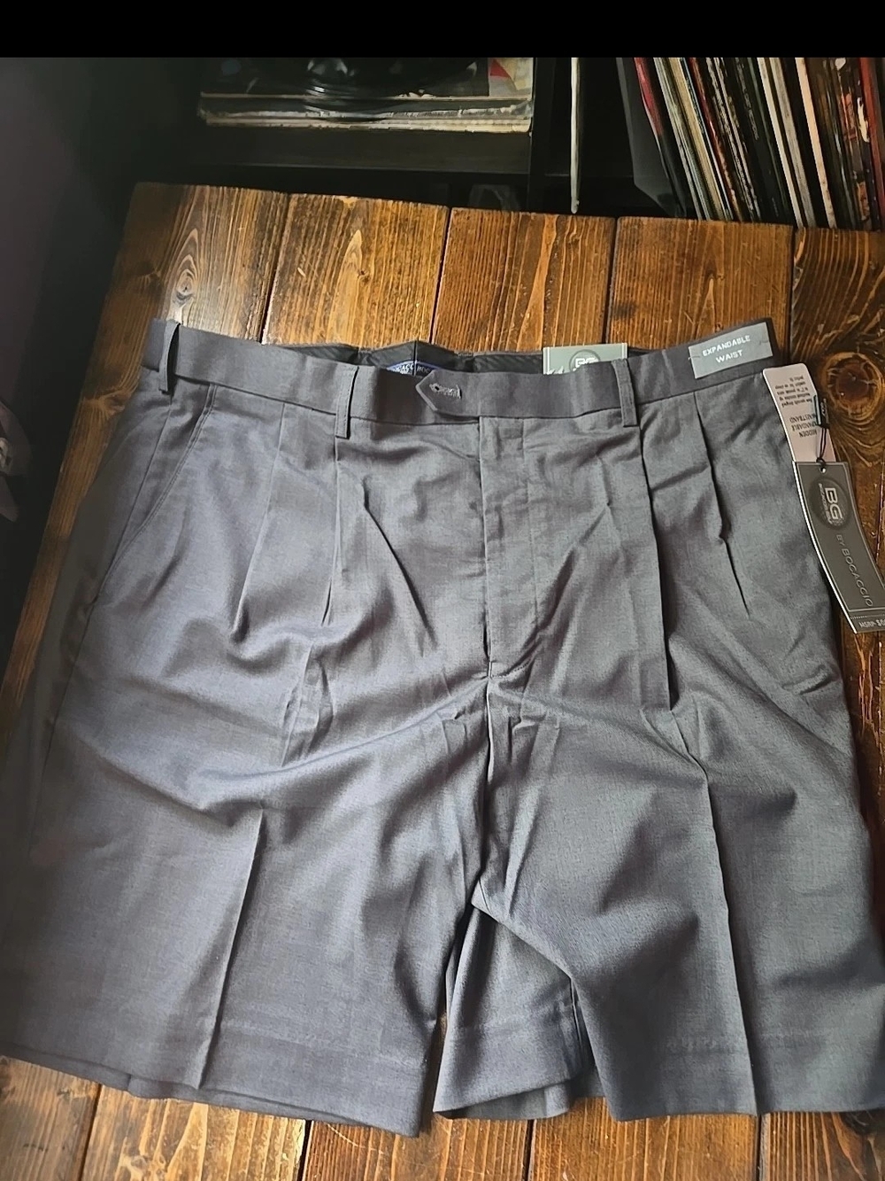 Men's Athletic Pleated Shorts - Gray nwt